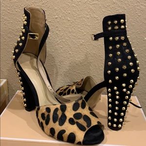 chaussure leopard zara